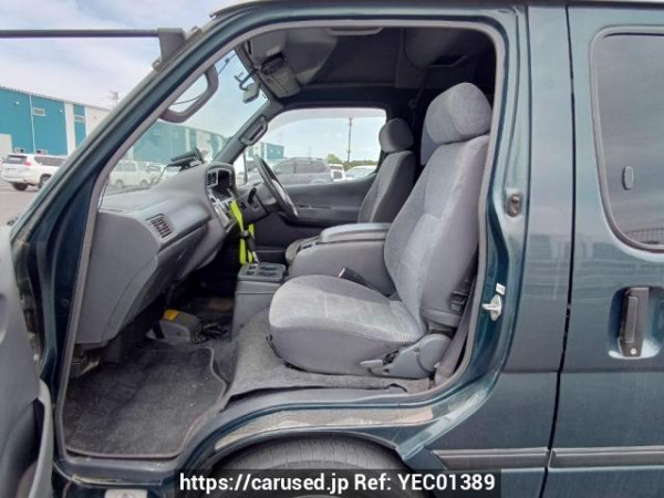 Used 2004 AT toyota regiusace-van TRH122K Image[13]