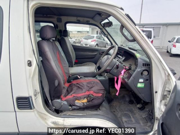 Used 2004 AT toyota hiace-van TRH112V Image[12]