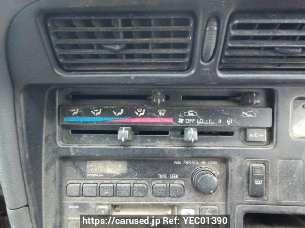 Used 2004 AT toyota hiace-van TRH112V Image[24]