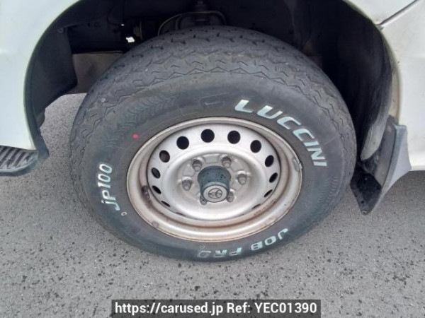 Used 2004 AT toyota hiace-van TRH112V Image[28]