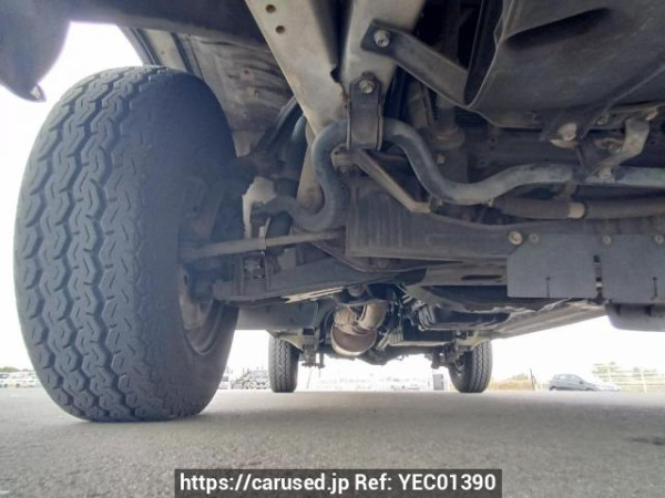 Used 2004 AT toyota hiace-van TRH112V Image[31]