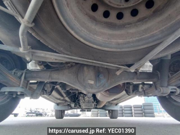 Used 2004 AT toyota hiace-van TRH112V Image[39]