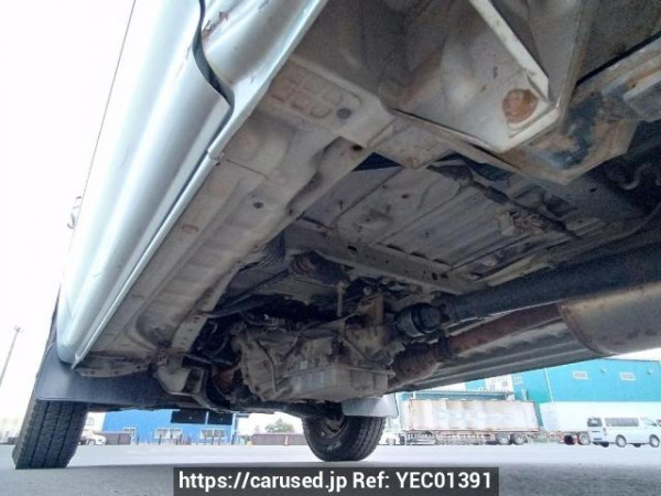 Used 2004 AT toyota hiace-van TRH112V Image[35]