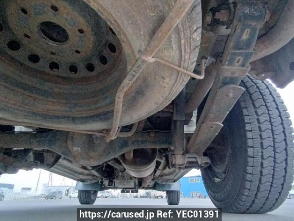 Used 2004 AT toyota hiace-van TRH112V Image[39]