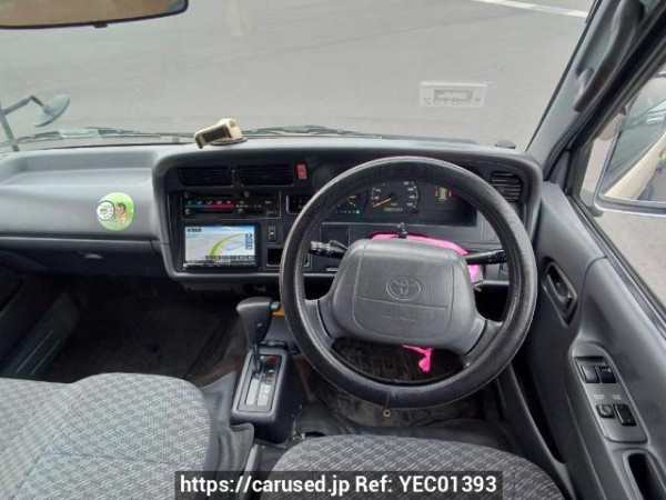 Used 2004 AT toyota hiace-van TRH102V Image[18]