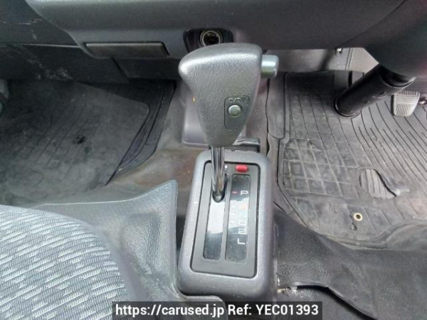 Used 2004 AT toyota hiace-van TRH102V Image[22]