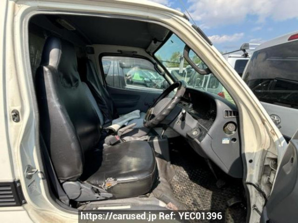 Used 2003 AT toyota hiace-van TRH112V Image[6]