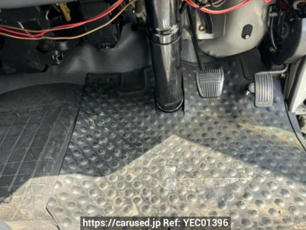 Used 2003 AT toyota hiace-van TRH112V Image[8]