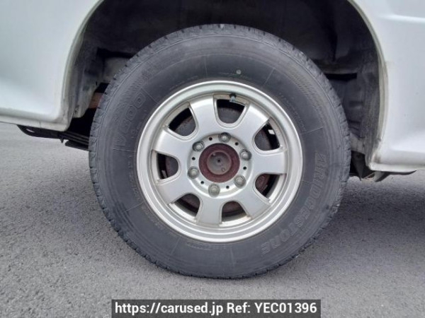 Used 2003 AT toyota hiace-van TRH112V Image[26]