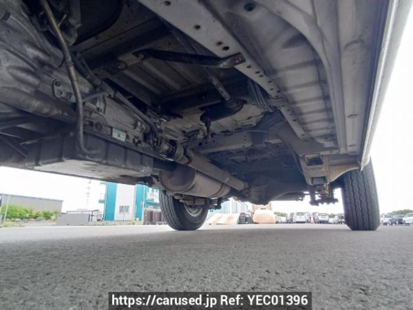 Used 2003 AT toyota hiace-van TRH112V Image[31]