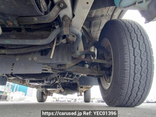 Used 2003 AT toyota hiace-van TRH112V Image[35]