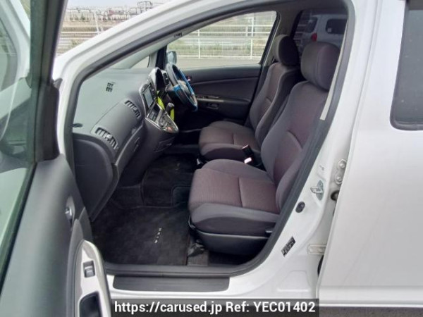 Used 2005 AT toyota wish ZNE10G Image[13]