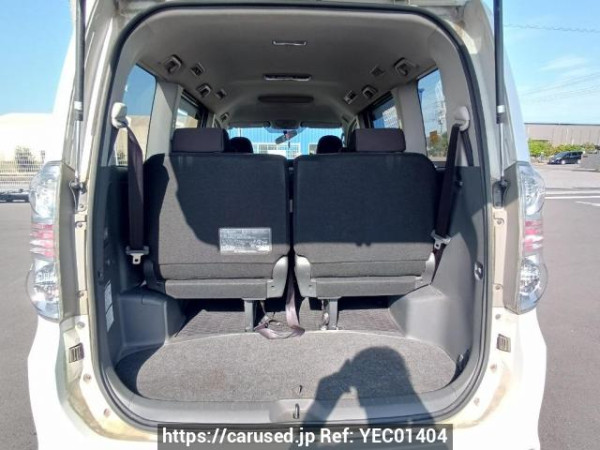 Used 2009 AT toyota voxy ZRR70W Image[8]
