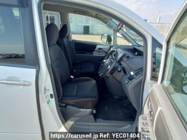Used 2009 AT toyota voxy ZRR70W Image[12]