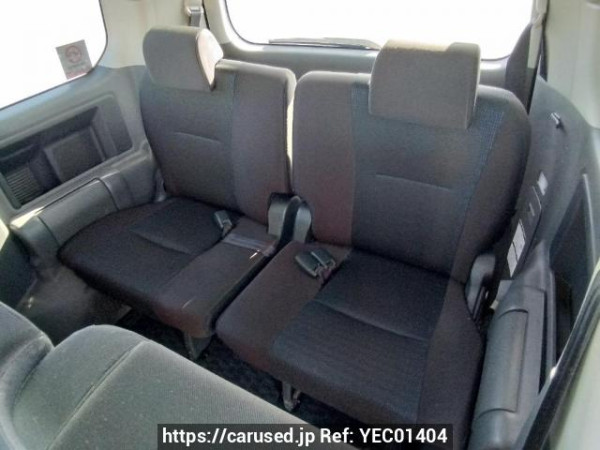 Used 2009 AT toyota voxy ZRR70W Image[16]