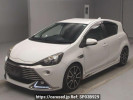 Toyota Aqua NHP10