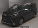 Toyota Voxy ZWR80W