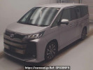 Toyota Noah MZRA90W