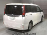 Used 2016 AT toyota noah ZRR80G Image[1]