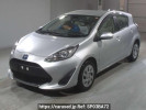 Toyota Aqua NHP10