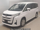 Toyota Noah MZRA95W