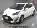 Toyota Aqua NHP10