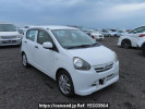 Toyota Pixis Epoch LA300A