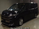 Toyota Noah MZRA90W