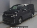 Toyota Voxy ZRR80G