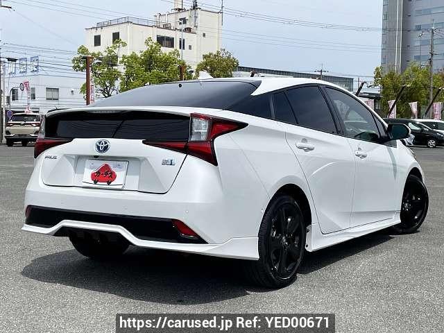 Buy Used 2022 Toyota Prius 6AA-ZVW51 (YED00671) - Carused.jp