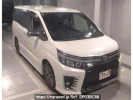 Toyota Voxy ZRR80W