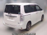 Used 2013 AT toyota noah ZRR70G Image[1]