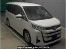 Toyota Noah MZRA90W
