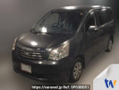 Toyota Noah ZRR70G