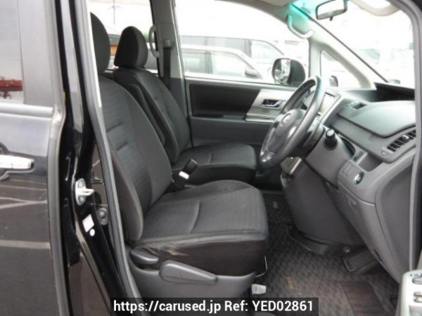 Used 2010 AT toyota voxy ZRR70W Image[9]