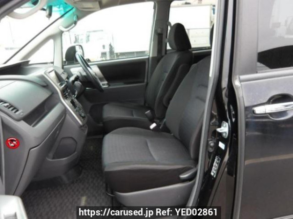 Used 2010 AT toyota voxy ZRR70W Image[10]