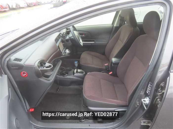 Used 2017 CVT toyota aqua NHP10 Image[21]