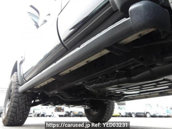 Used 2005 AT toyota hilux-surf TRN215W Image[30]