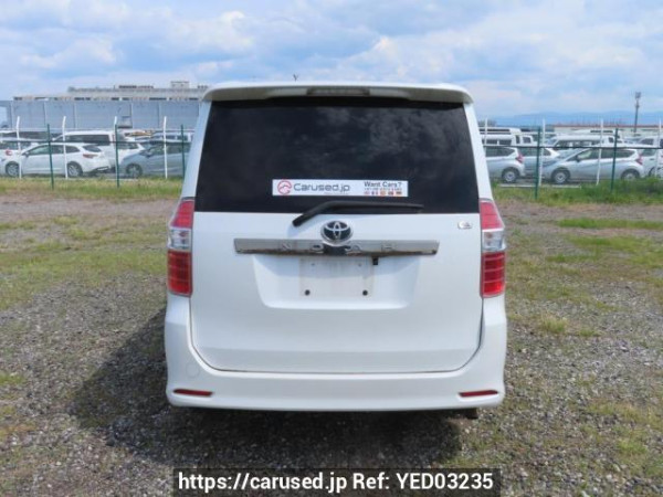 Used 2007 AT toyota noah ZRR70W Image[5]