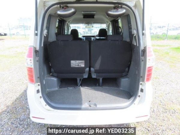 Used 2007 AT toyota noah ZRR70W Image[8]