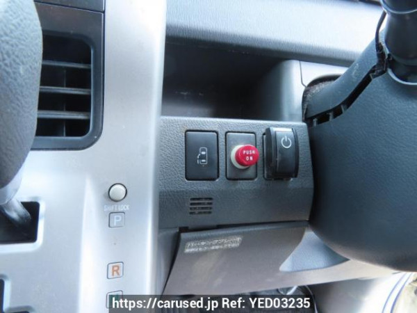 Used 2007 AT toyota noah ZRR70W Image[33]
