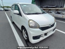 Daihatsu Mira e:S LA300S