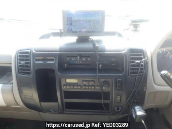 Used 2005 MT toyota dyna-truck XZU304 Image[18]