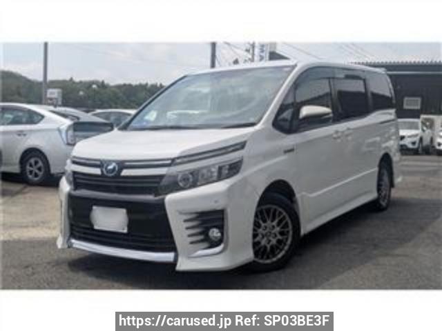 Buy Used 2016 Toyota Voxy ZWR80W (SP03BE3F) - Carused.jp