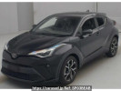 Toyota C-HR NGX10