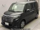 Toyota Roomy M900A