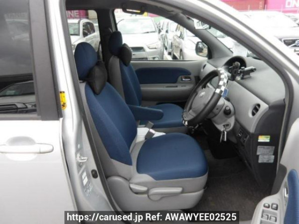 Used 2004 AT toyota sienta NCP81G Image[10]