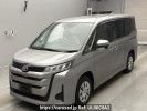 Toyota Noah ZWR95W
