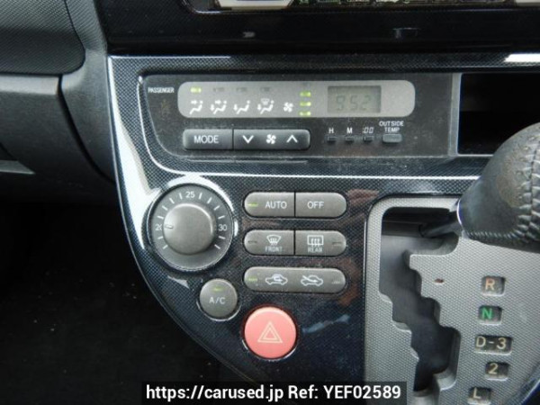 Used 2004 AT toyota wish ZNE10G Image[25]