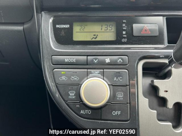 Used 2005 AT toyota wish ZNE10G Image[21]